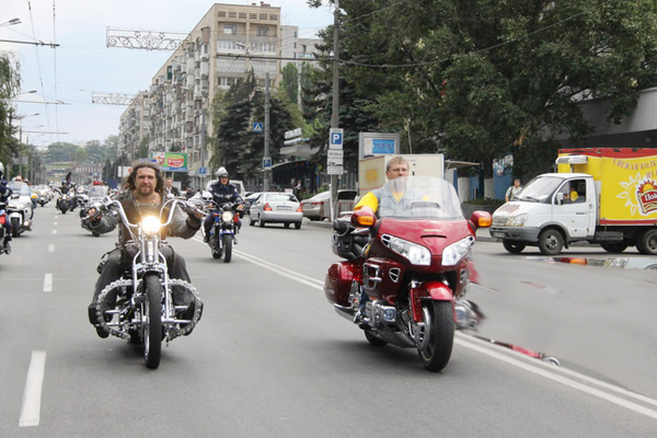 украинцы на мотоциклах